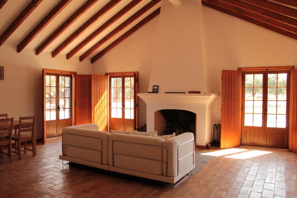 Monte Azul - Casas De Campo Do Junqueirinho Bicos Номер фото